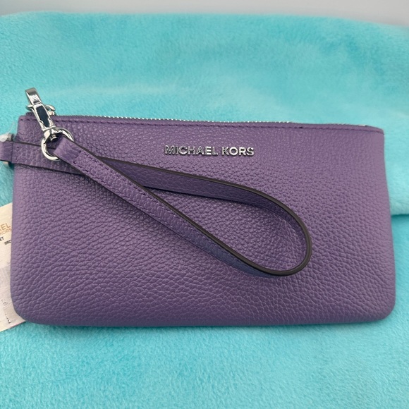 Michael Kors Handbags - Michael Kors Purple Wristlet